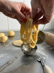 hólabda fánk kalas györgyi